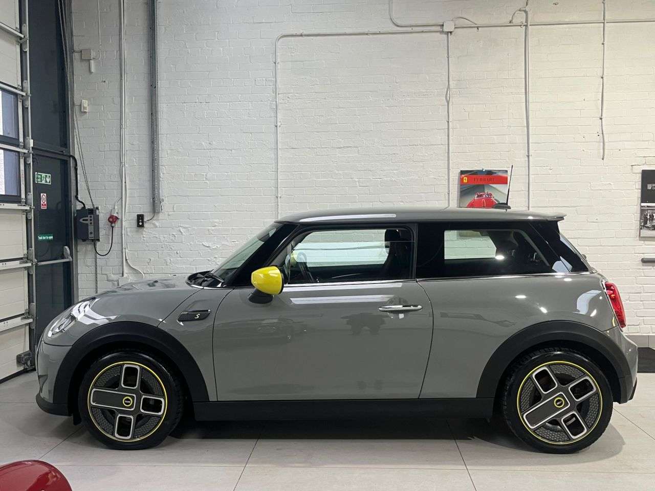 2021 MINI ELECTRIC HATCH 2021 MINI ELECTRIC HATCH