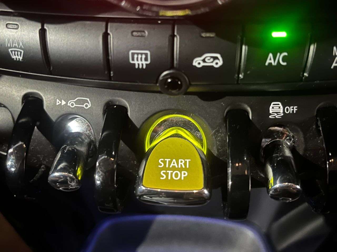 2021 MINI ELECTRIC HATCH 2021 MINI ELECTRIC HATCH