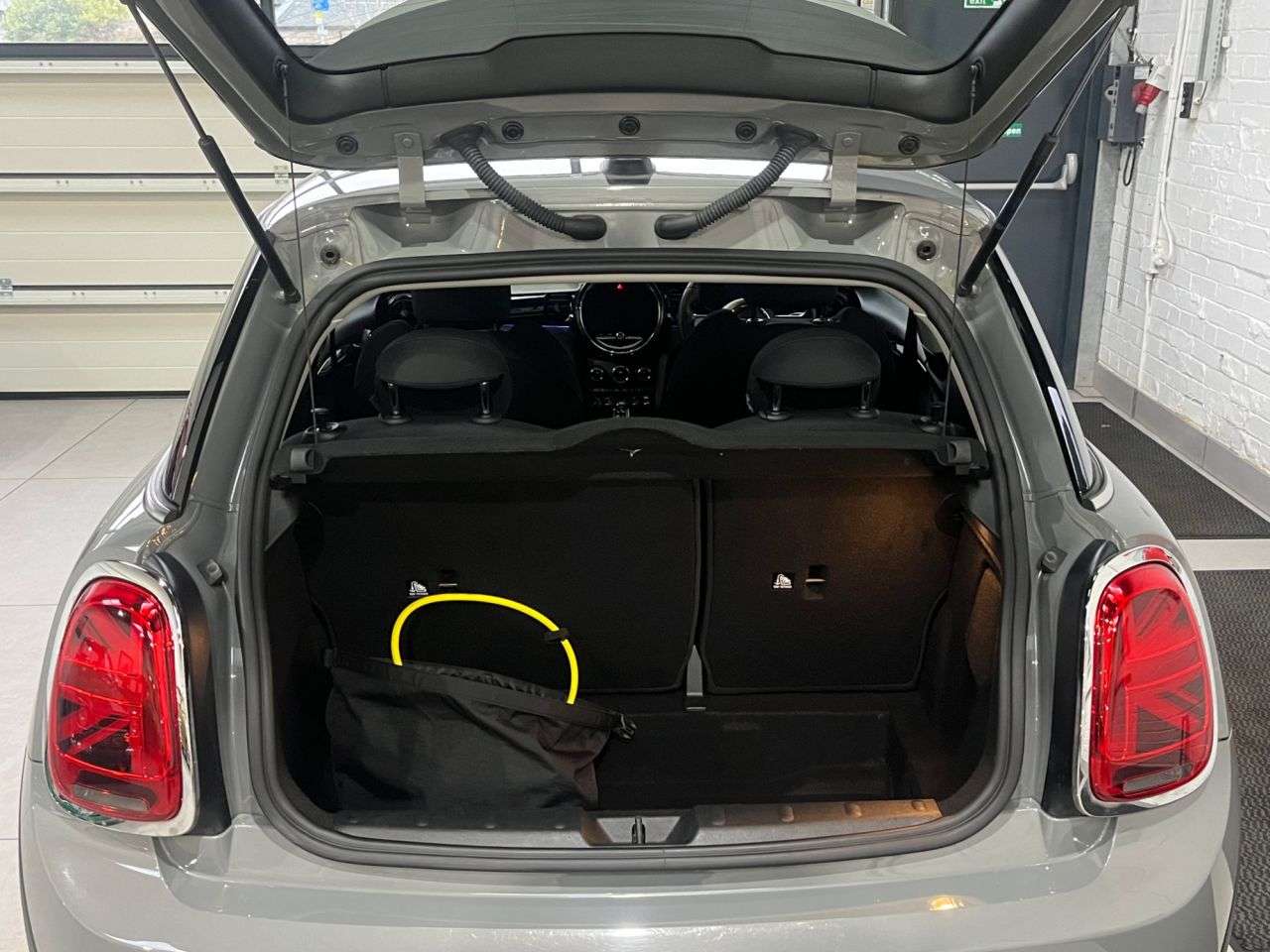 2021 MINI ELECTRIC HATCH 2021 MINI ELECTRIC HATCH