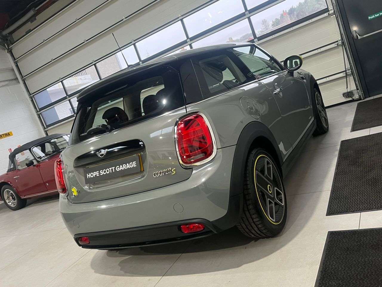 2021 MINI ELECTRIC HATCH 2021 MINI ELECTRIC HATCH