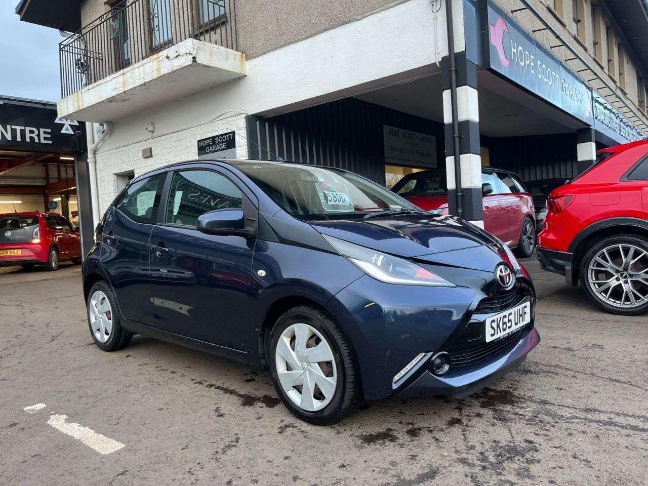 A 2015 TOYOTA AYGO 1.0 VVT-i x-play Hatchback 5dr Petrol Manual ***£20 PER YEAR ROAD TAX*** A 2015 TOYOTA AYGO 1.0 VVT-i x-play Hatchback 5dr Petrol Manual ***£20 PER YEAR ROAD TAX***