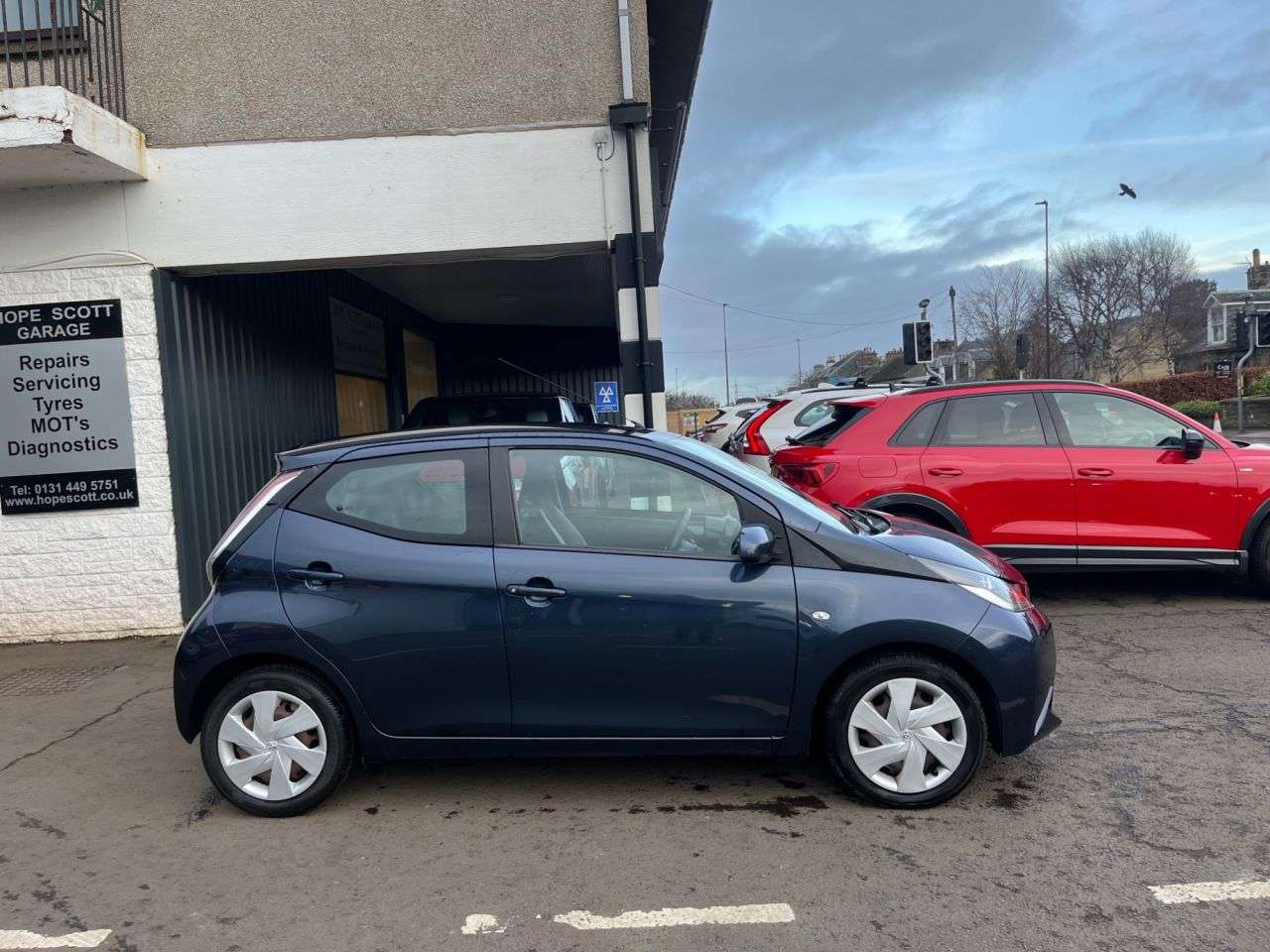 A 2015 TOYOTA AYGO 1.0 VVT-i x-play Hatchback 5dr Petrol Manual ***£20 PER YEAR ROAD TAX*** A 2015 TOYOTA AYGO 1.0 VVT-i x-play Hatchback 5dr Petrol Manual ***£20 PER YEAR ROAD TAX***