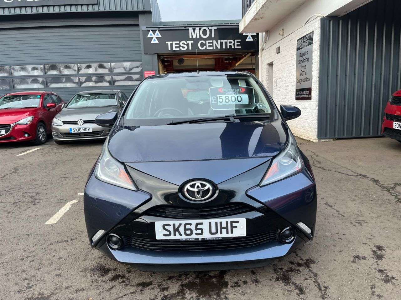 A 2015 TOYOTA AYGO 1.0 VVT-i x-play Hatchback 5dr Petrol Manual ***£20 PER YEAR ROAD TAX*** A 2015 TOYOTA AYGO 1.0 VVT-i x-play Hatchback 5dr Petrol Manual ***£20 PER YEAR ROAD TAX***