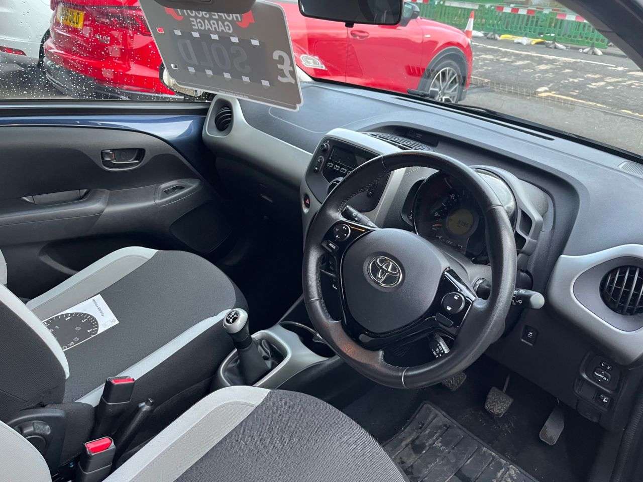 2015 TOYOTA AYGO 2015 TOYOTA AYGO