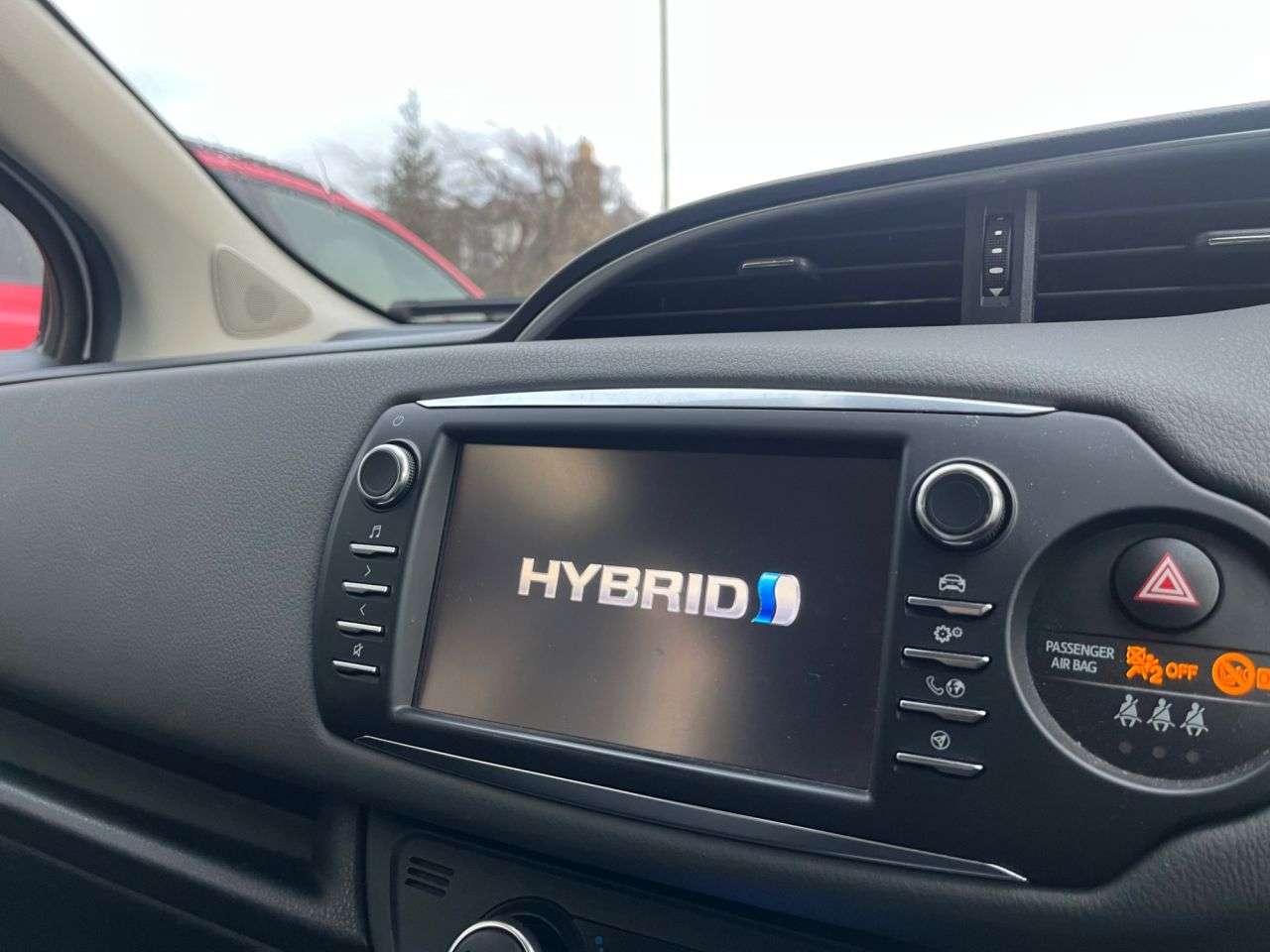 2017 TOYOTA YARIS 2017 TOYOTA YARIS