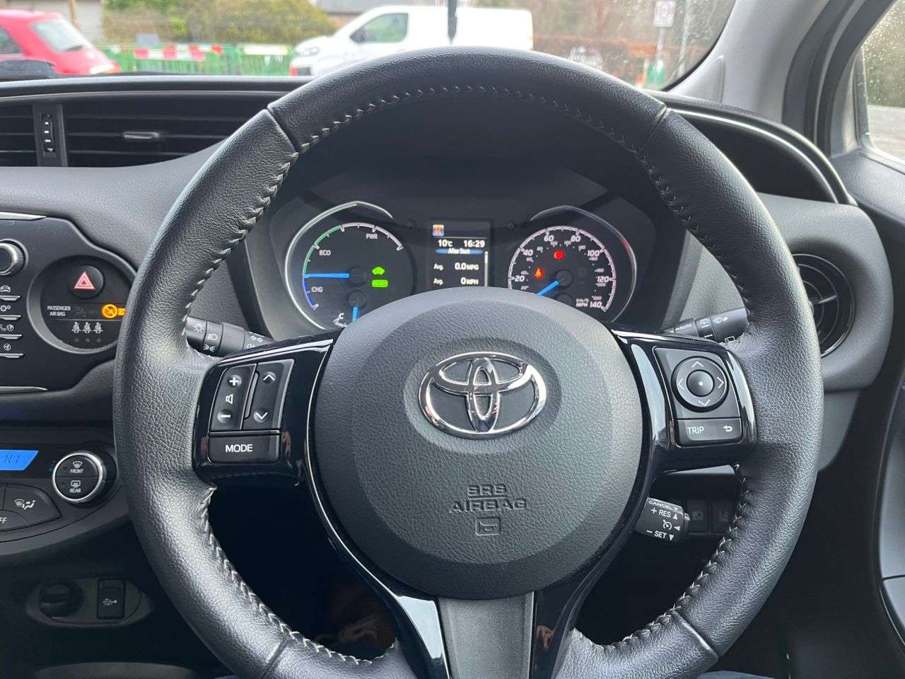2017 TOYOTA YARIS 2017 TOYOTA YARIS