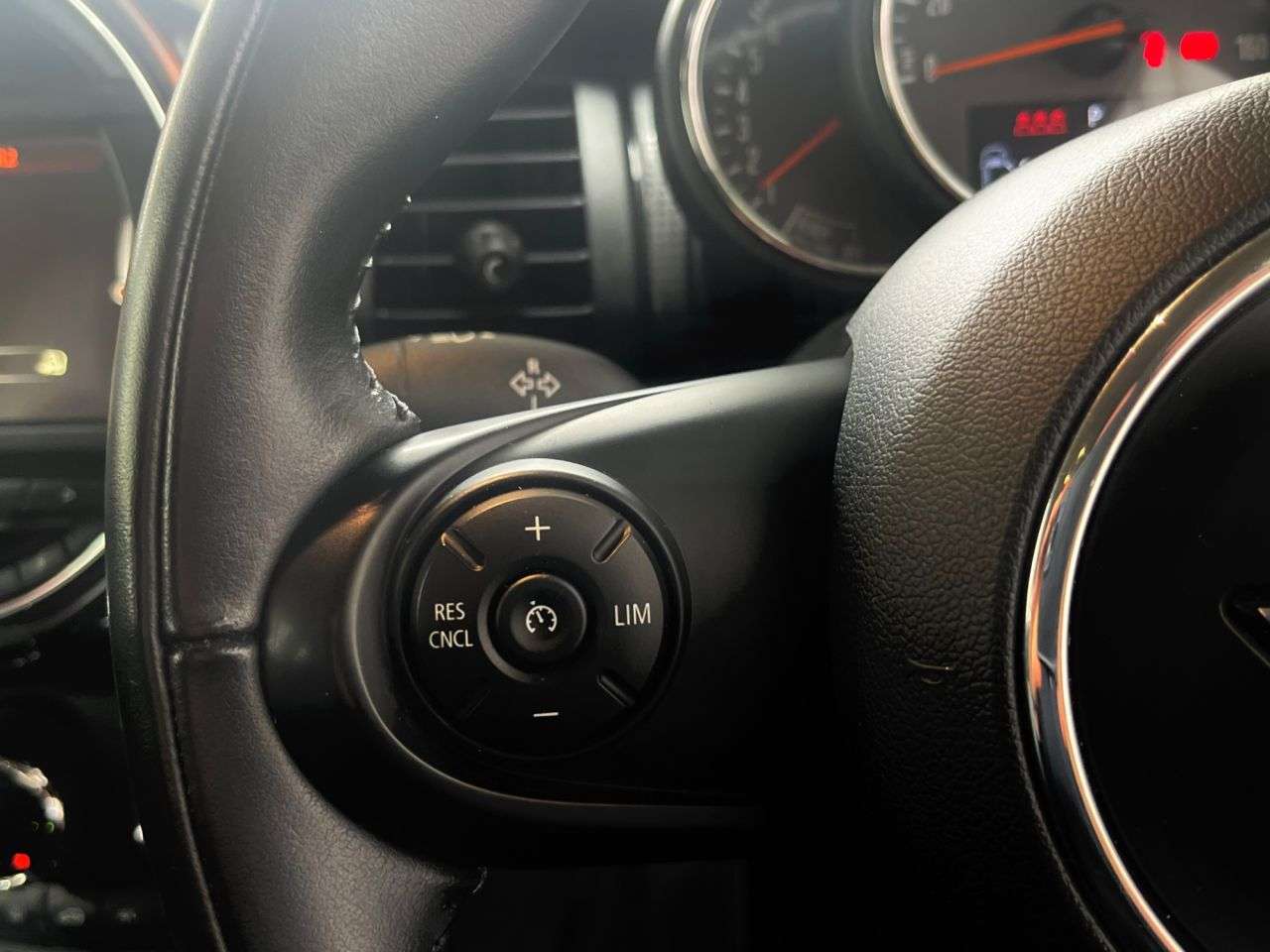 2018 MINI HATCH 2018 MINI HATCH