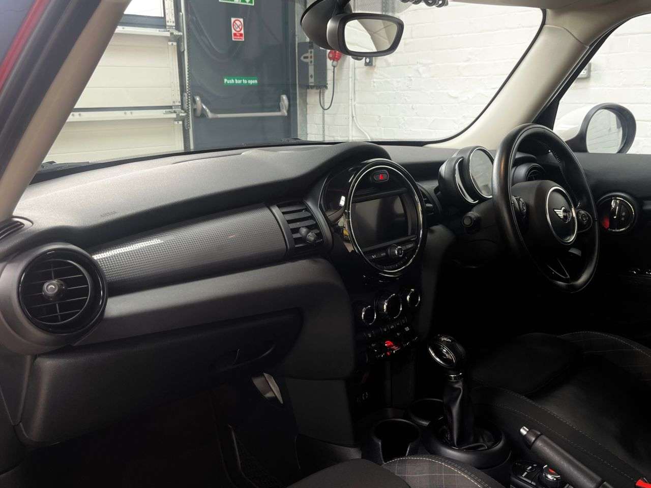 2018 MINI HATCH 2018 MINI HATCH