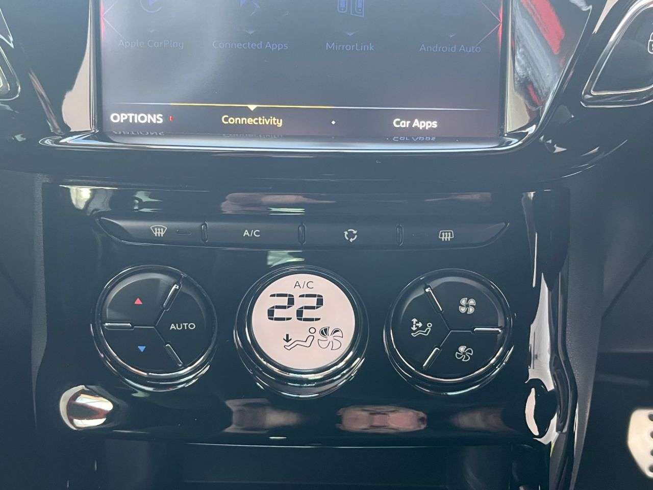 2019 DS AUTOMOBILES DS 3 2019 DS AUTOMOBILES DS 3