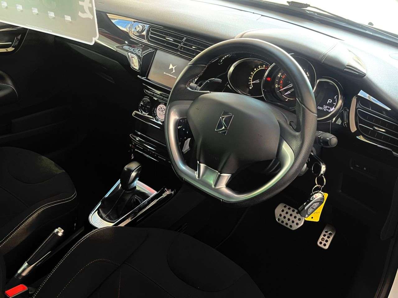 2019 DS AUTOMOBILES DS 3 2019 DS AUTOMOBILES DS 3