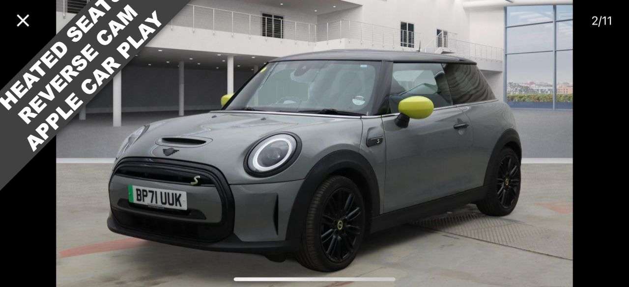 A 2022 MINI ELECTRIC HATCH Cooper SE 32.6kWh Level 2 Hatchback 3dr Electric Auto (184 ps) ***HEATED SE A 2022 MINI ELECTRIC HATCH Cooper SE 32.6kWh Level 2 Hatchback 3dr Electric Auto (184 ps) ***HEATED SE