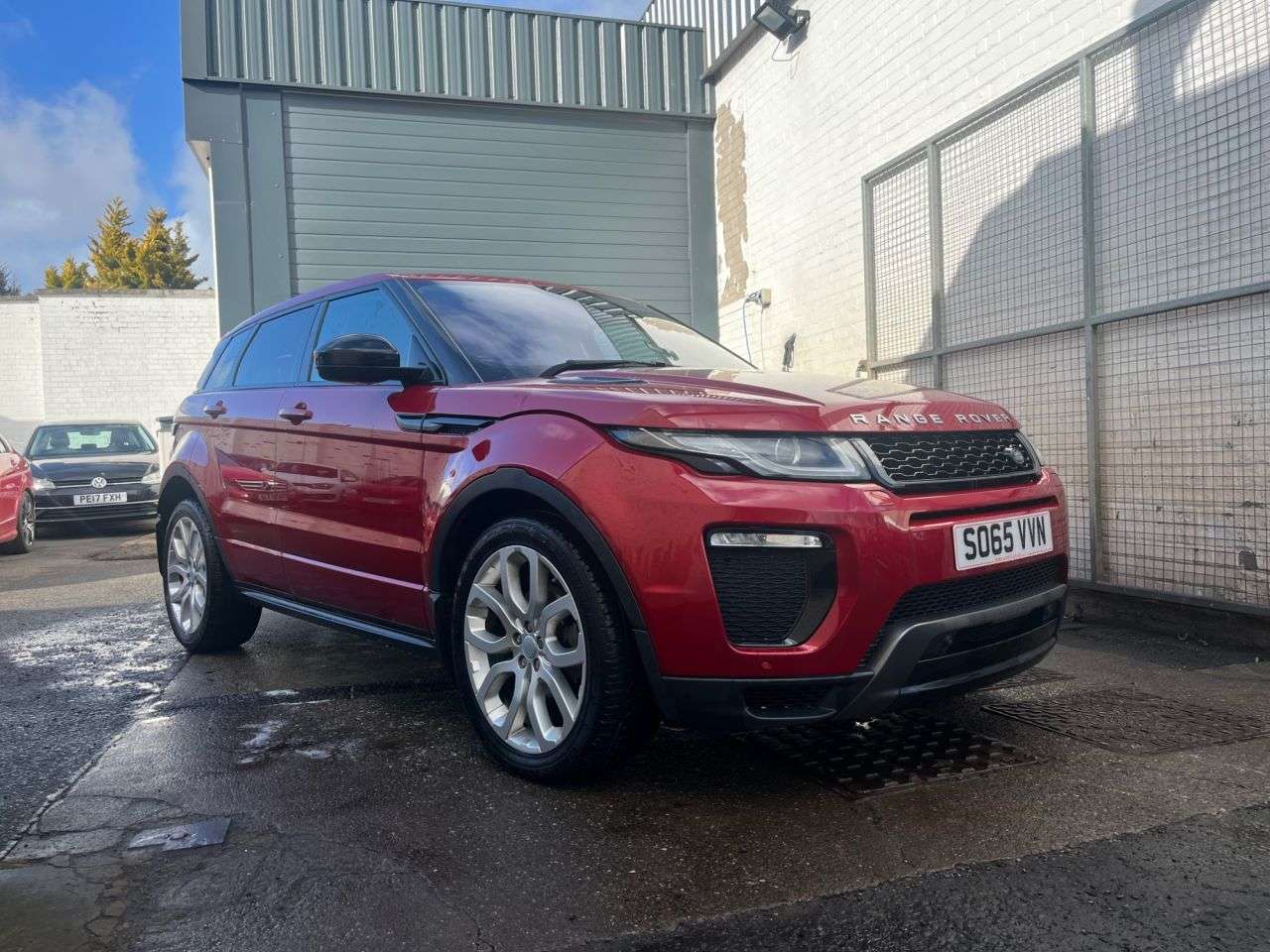 A 2016 LAND ROVER RANGE ROVER EVOQUE 2.0 TD4 HSE Dynamic SUV 5dr Diesel Auto 4WD Euro 6 (s/s) (180 ps) ***HEAD U A 2016 LAND ROVER RANGE ROVER EVOQUE 2.0 TD4 HSE Dynamic SUV 5dr Diesel Auto 4WD Euro 6 (s/s) (180 ps) ***HEAD U