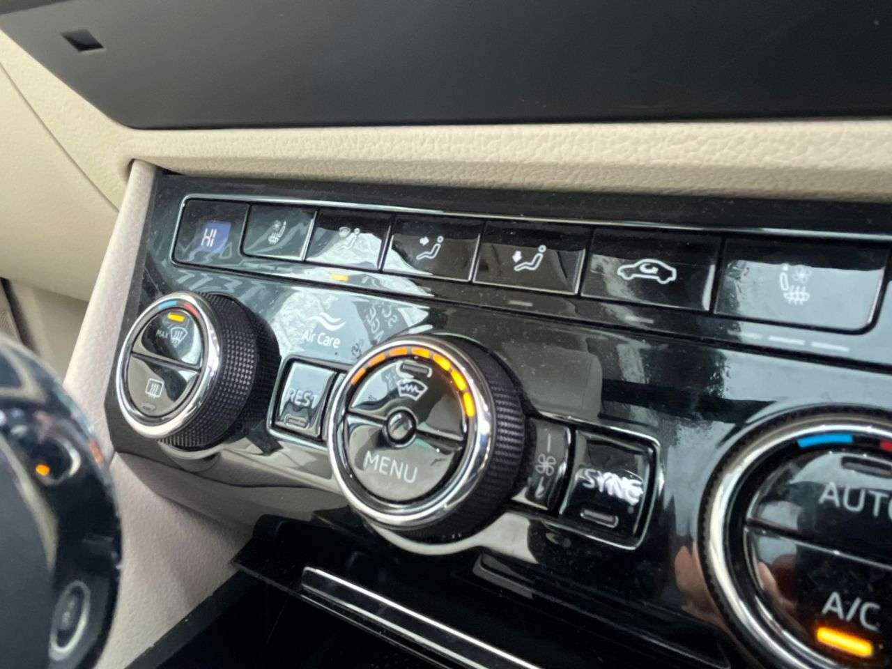 2020 SKODA SUPERB 2020 SKODA SUPERB