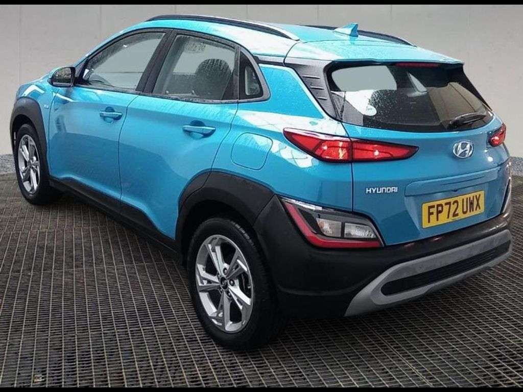 A 2022 HYUNDAI KONA 1.0 T-GDi MHEV SE Connect SUV 5dr Petrol Hybrid Manual Euro 6 (s/s) (120 ps A 2022 HYUNDAI KONA 1.0 T-GDi MHEV SE Connect SUV 5dr Petrol Hybrid Manual Euro 6 (s/s) (120 ps