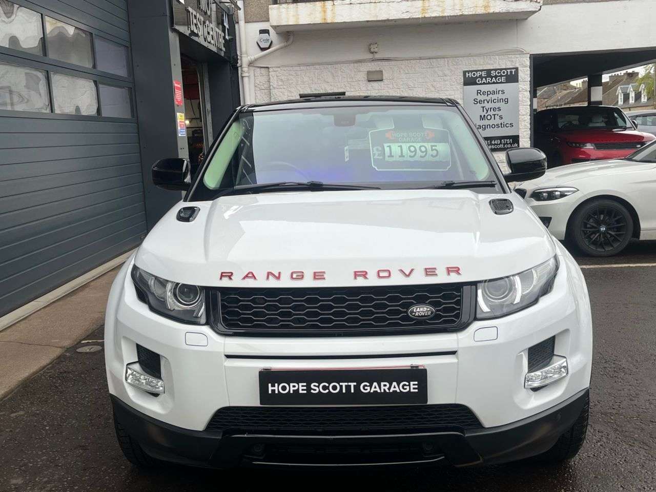 A 2013 LAND ROVER RANGE ROVER EVOQUE 2.2 SD4 Pure SUV 5dr Diesel Auto 4WD (190 ps) ***HEATED SEATS + LOW MILEAGE A 2013 LAND ROVER RANGE ROVER EVOQUE 2.2 SD4 Pure SUV 5dr Diesel Auto 4WD (190 ps) ***HEATED SEATS + LOW MILEAGE