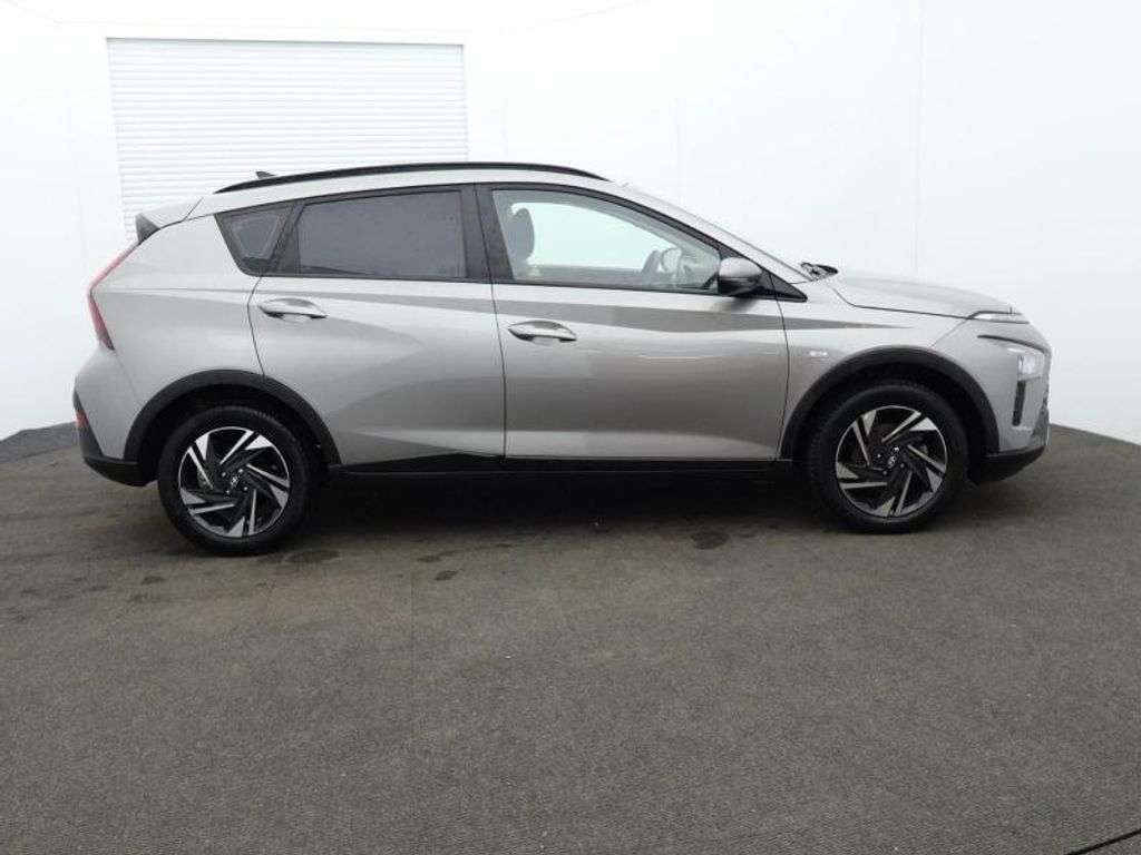 A 2023 HYUNDAI BAYON 1.0 T-GDi MHEV SE Connect SUV 5dr Petrol Hybrid DCT Euro 6 (s/s) (100 ps) * A 2023 HYUNDAI BAYON 1.0 T-GDi MHEV SE Connect SUV 5dr Petrol Hybrid DCT Euro 6 (s/s) (100 ps) *