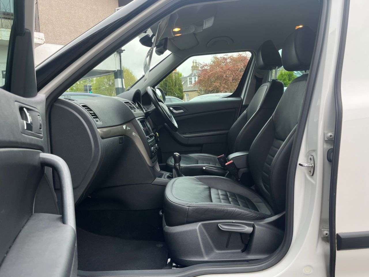 2015 SKODA YETI 2015 SKODA YETI