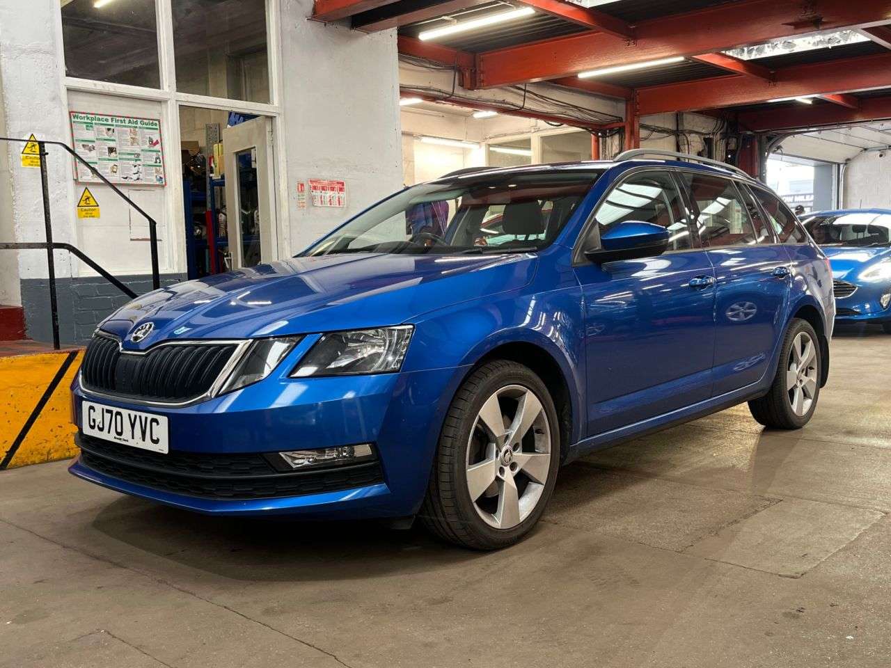 A 2020 SKODA OCTAVIA 1.5 TSI ACT SE Drive Estate 5dr Petrol DSG Euro 6 (s/s) (150 ps) ***APPLE C A 2020 SKODA OCTAVIA 1.5 TSI ACT SE Drive Estate 5dr Petrol DSG Euro 6 (s/s) (150 ps) ***APPLE C
