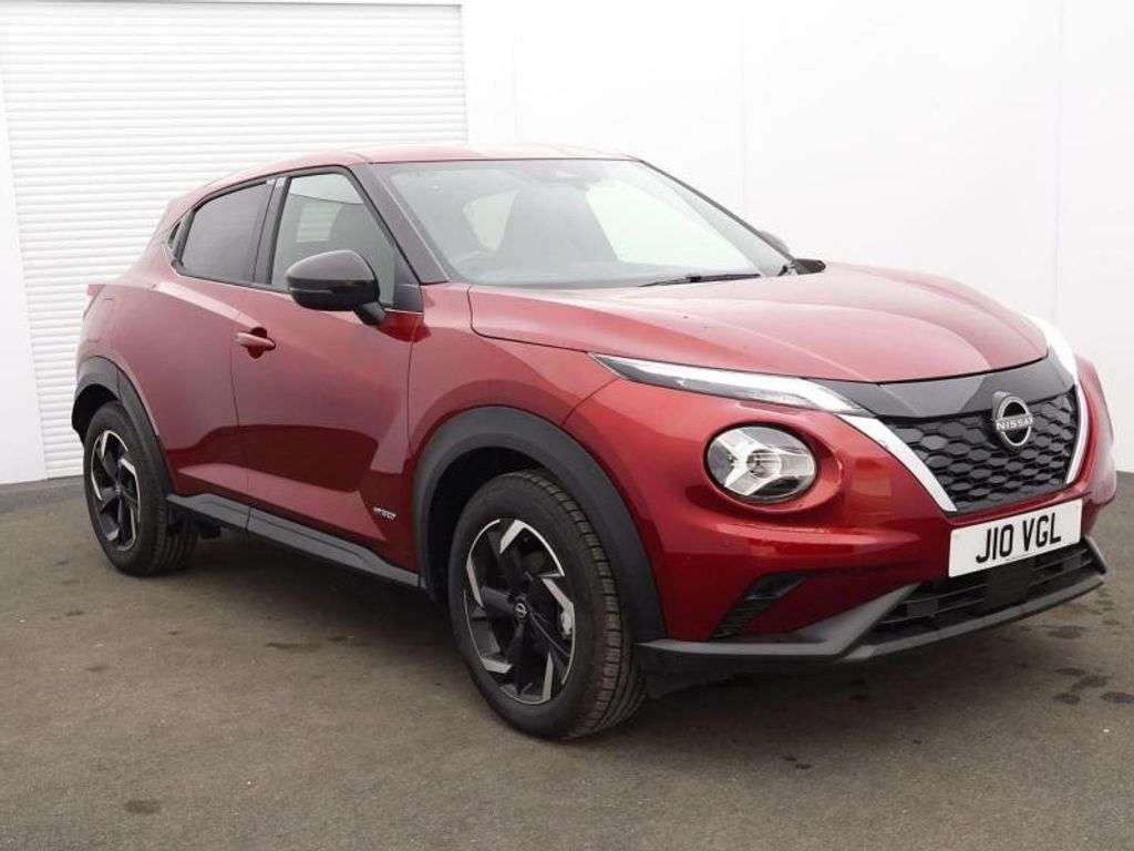 A 2023 NISSAN JUKE 1.6 N-Connecta SUV 5dr Petrol Hybrid Auto Euro 6 (143 ps) ***ONE OWNER + CA A 2023 NISSAN JUKE 1.6 N-Connecta SUV 5dr Petrol Hybrid Auto Euro 6 (143 ps) ***ONE OWNER + CA