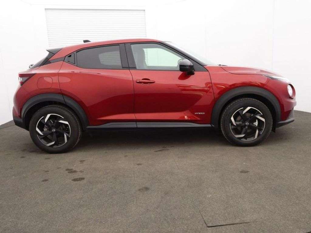 A 2023 NISSAN JUKE 1.6 N-Connecta SUV 5dr Petrol Hybrid Auto Euro 6 (143 ps) ***ONE OWNER + CA A 2023 NISSAN JUKE 1.6 N-Connecta SUV 5dr Petrol Hybrid Auto Euro 6 (143 ps) ***ONE OWNER + CA