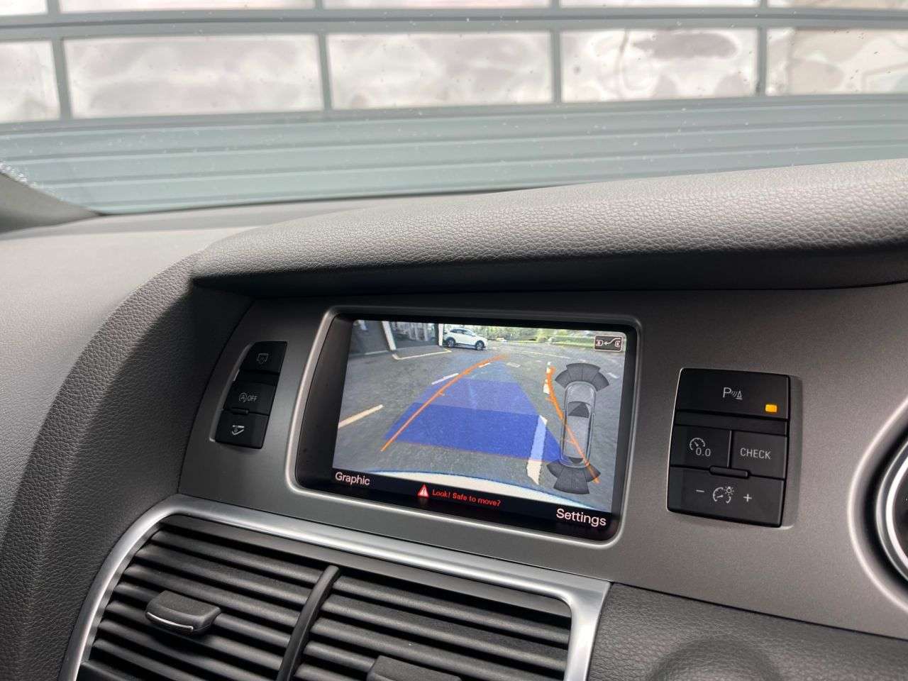 2015 AUDI Q7 2015 AUDI Q7