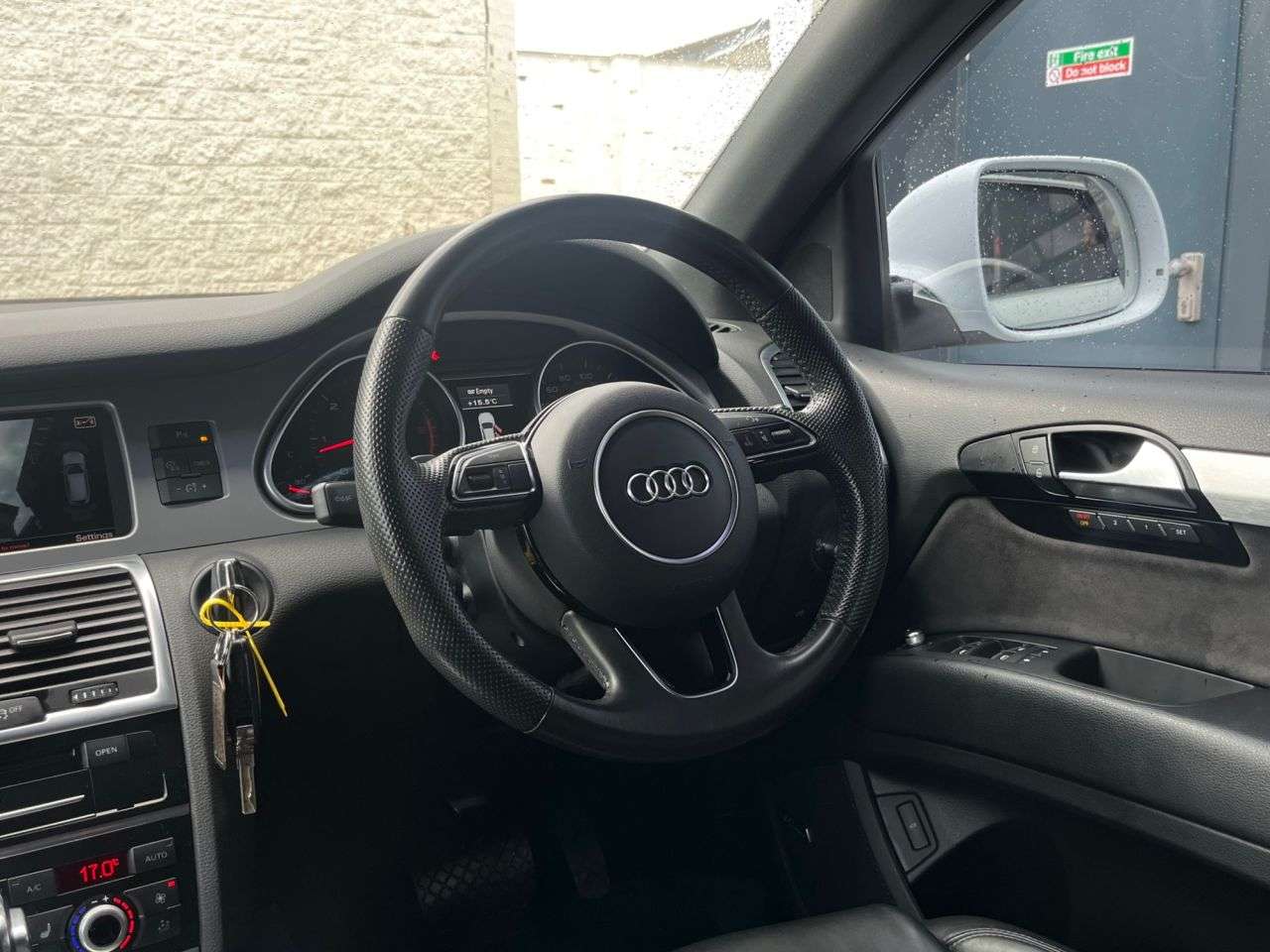 2015 AUDI Q7 2015 AUDI Q7