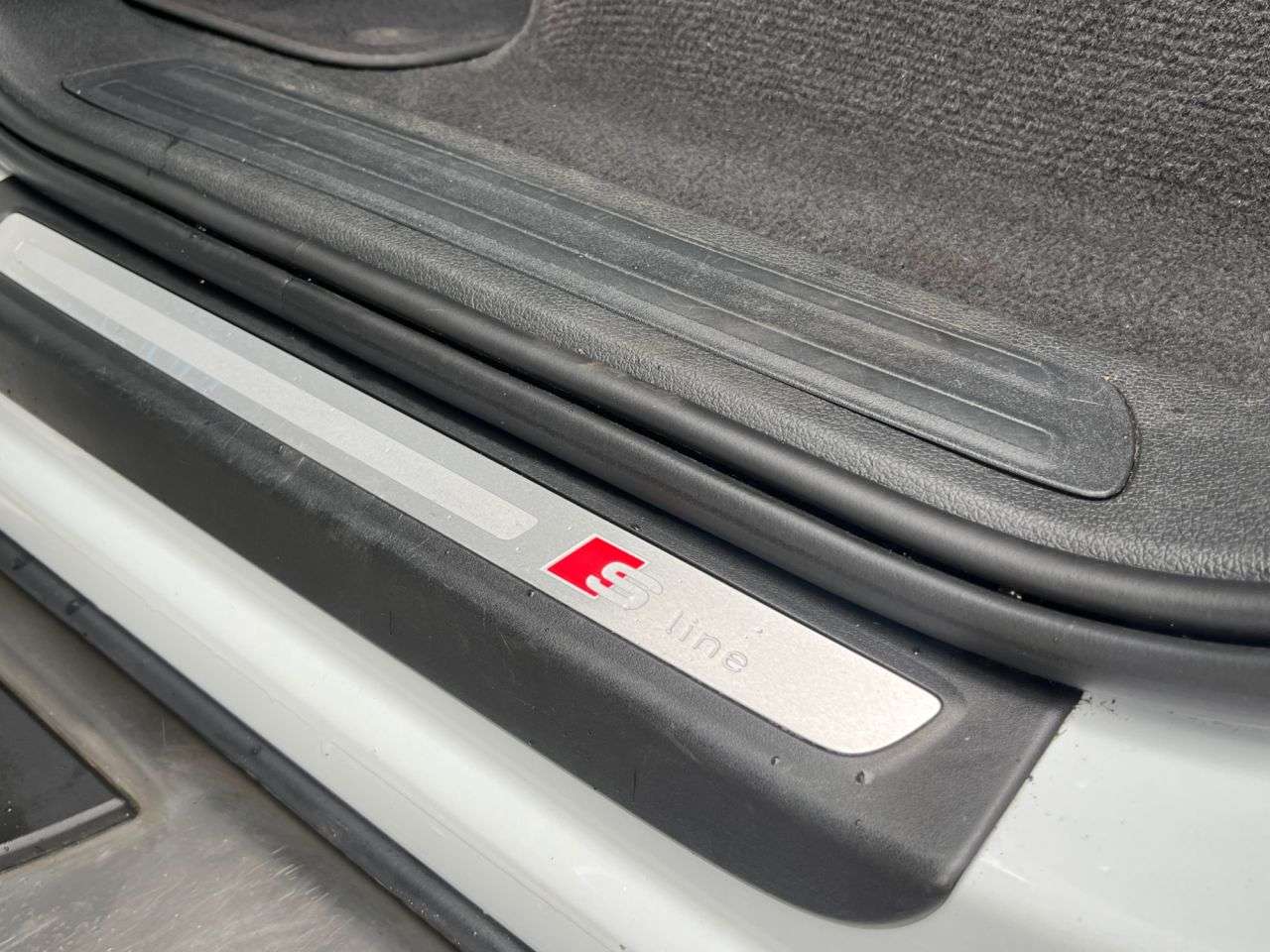 2015 AUDI Q7 2015 AUDI Q7