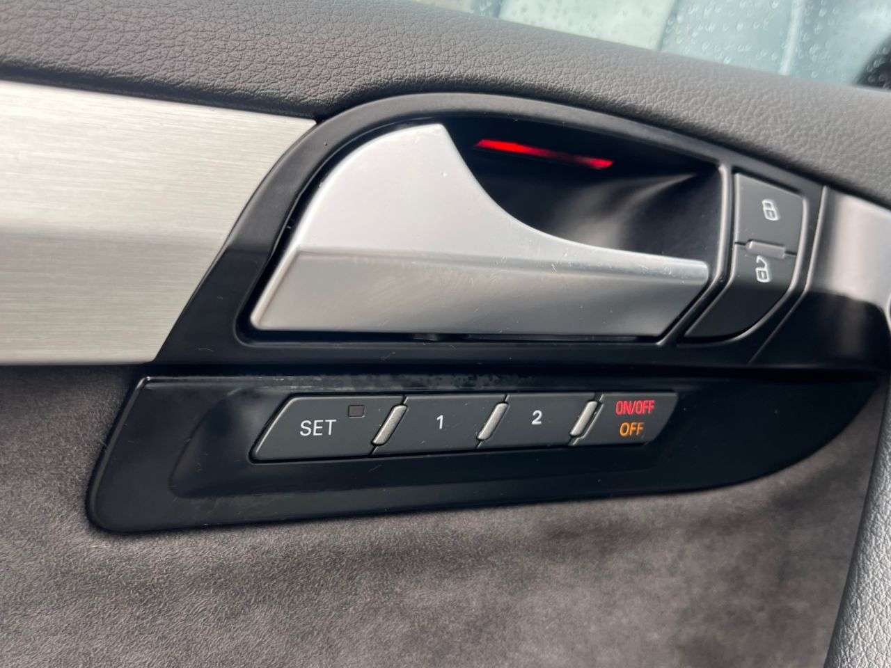 2015 AUDI Q7 2015 AUDI Q7