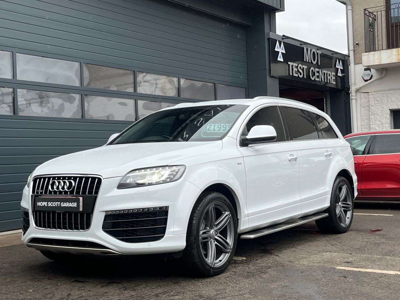 2015 AUDI Q7 2015 AUDI Q7