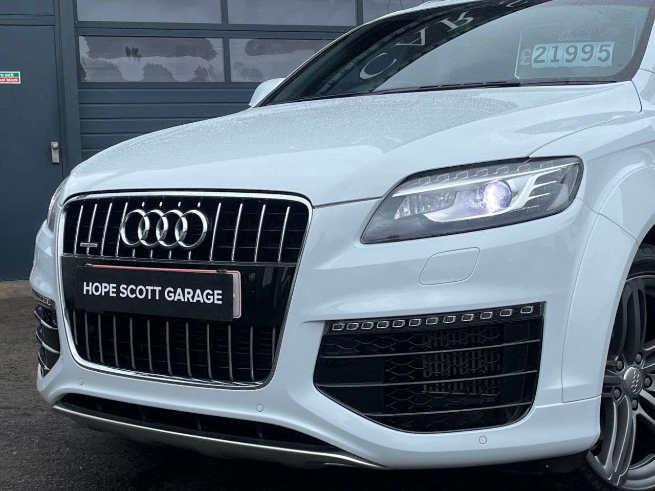 2015 AUDI Q7 2015 AUDI Q7