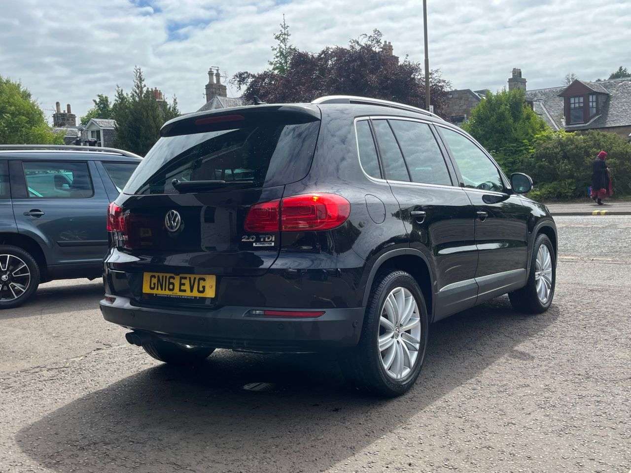 A 2016 VOLKSWAGEN TIGUAN 2.0 TDI BlueMotion Tech Match Edition SUV 5dr Diesel Manual 2WD Euro 6 (s/s A 2016 VOLKSWAGEN TIGUAN 2.0 TDI BlueMotion Tech Match Edition SUV 5dr Diesel Manual 2WD Euro 6 (s/s