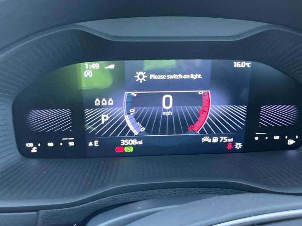2023 SKODA KAROQ 2023 SKODA KAROQ