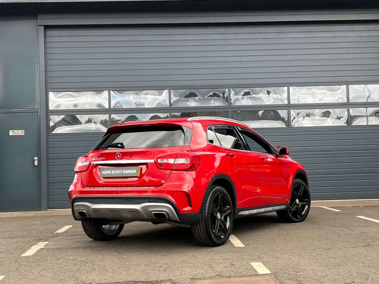 A 2017 MERCEDES-BENZ GLA 1.6 GLA200 AMG Line (Executive) SUV 5dr Petrol Manual Euro 6 (s/s) (156 ps) A 2017 MERCEDES-BENZ GLA 1.6 GLA200 AMG Line (Executive) SUV 5dr Petrol Manual Euro 6 (s/s) (156 ps)