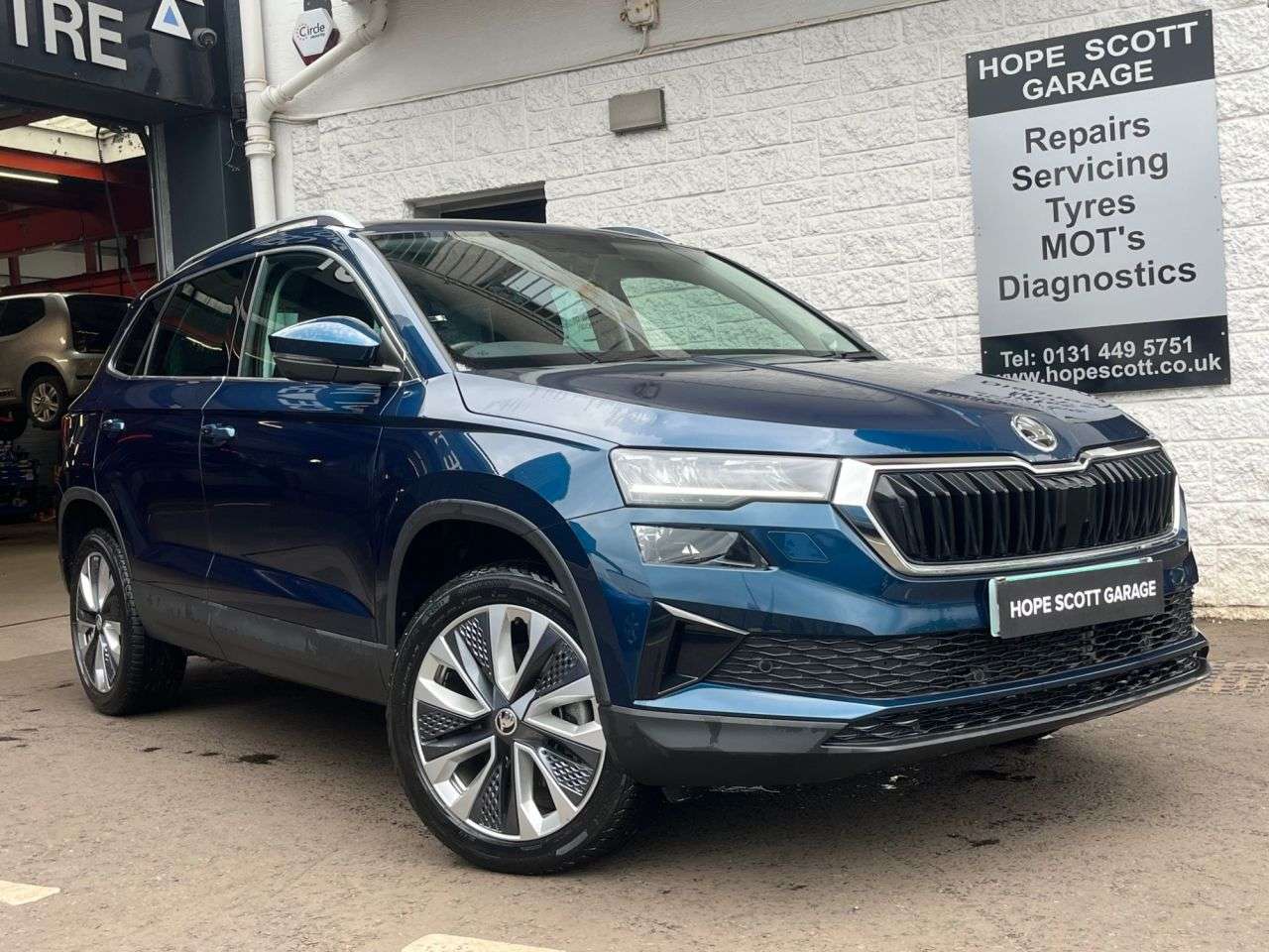 A 2023 SKODA KAROQ 1.5 TSI ACT SE L SUV 5dr Petrol DSG Euro 6 (s/s) (150 ps) ***ONE OWNER + CA A 2023 SKODA KAROQ 1.5 TSI ACT SE L SUV 5dr Petrol DSG Euro 6 (s/s) (150 ps) ***ONE OWNER + CA