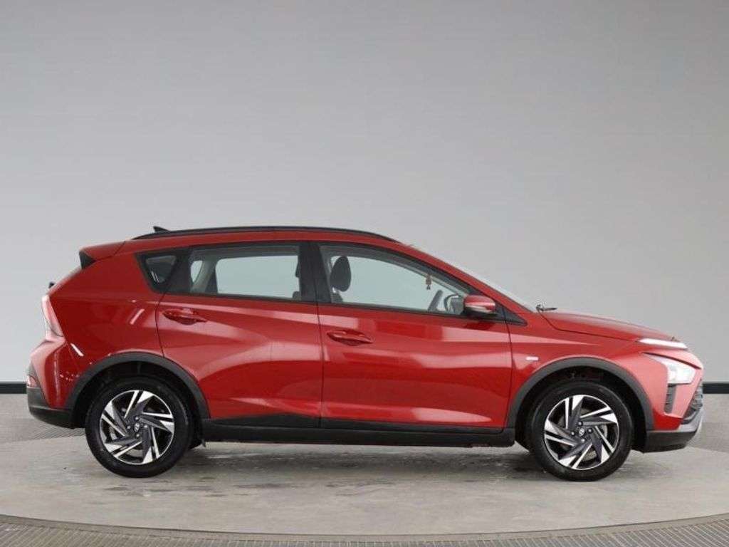 A 2023 HYUNDAI BAYON 1.0 T-GDi MHEV SE Connect SUV 5dr Petrol Hybrid Manual Euro 6 (s/s) (100 ps A 2023 HYUNDAI BAYON 1.0 T-GDi MHEV SE Connect SUV 5dr Petrol Hybrid Manual Euro 6 (s/s) (100 ps