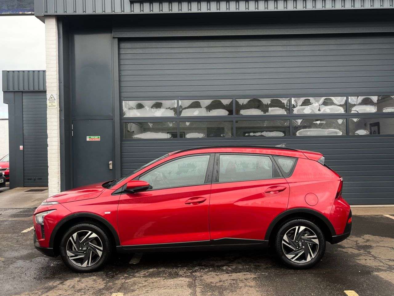 A 2023 HYUNDAI BAYON 1.0 T-GDi MHEV SE Connect SUV 5dr Petrol Hybrid Manual Euro 6 (s/s) (100 ps A 2023 HYUNDAI BAYON 1.0 T-GDi MHEV SE Connect SUV 5dr Petrol Hybrid Manual Euro 6 (s/s) (100 ps