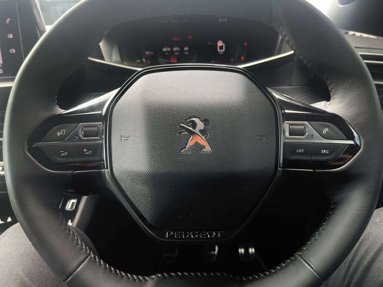 2023 PEUGEOT 2008 2023 PEUGEOT 2008