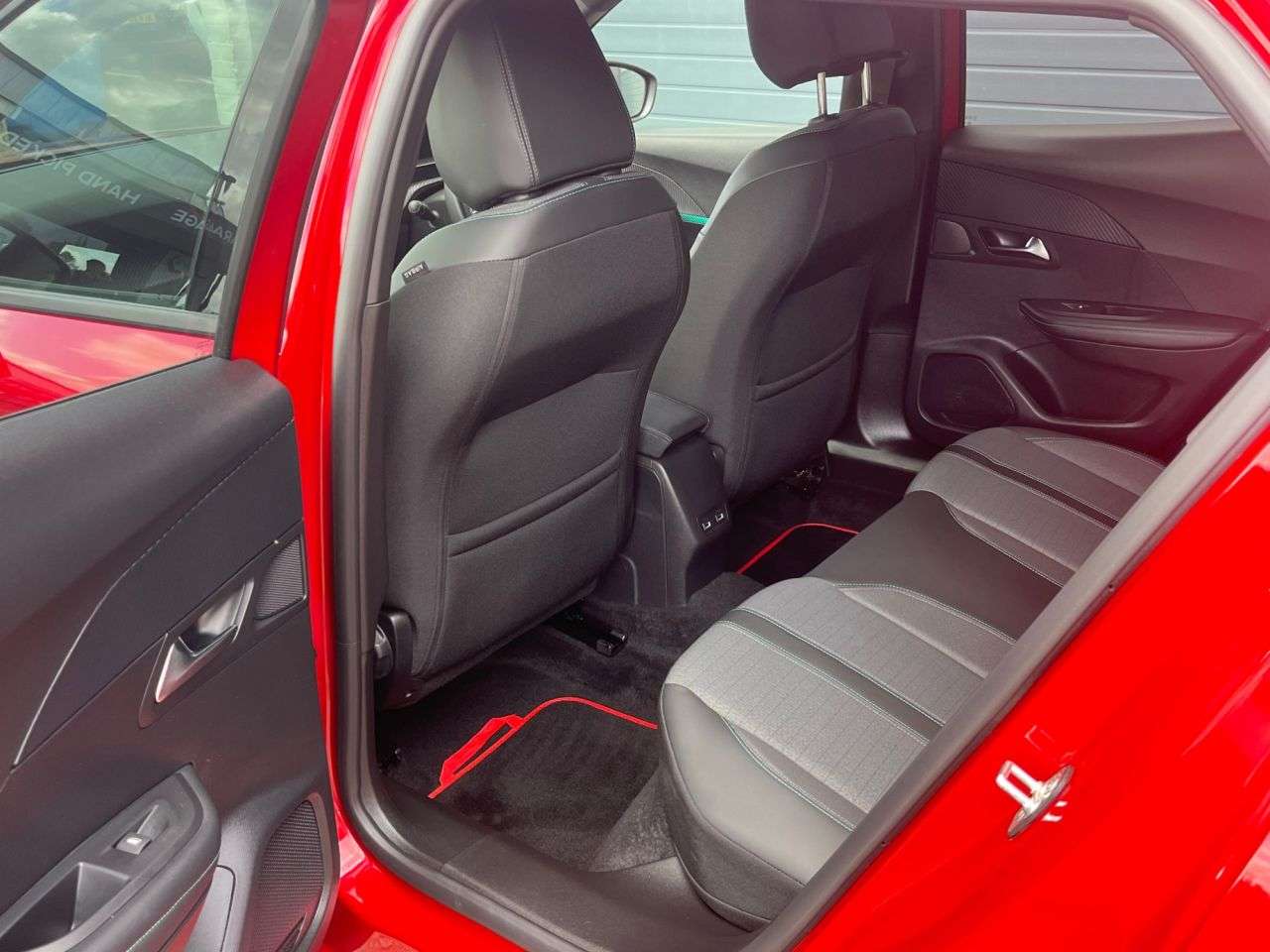 2023 PEUGEOT 2008 2023 PEUGEOT 2008