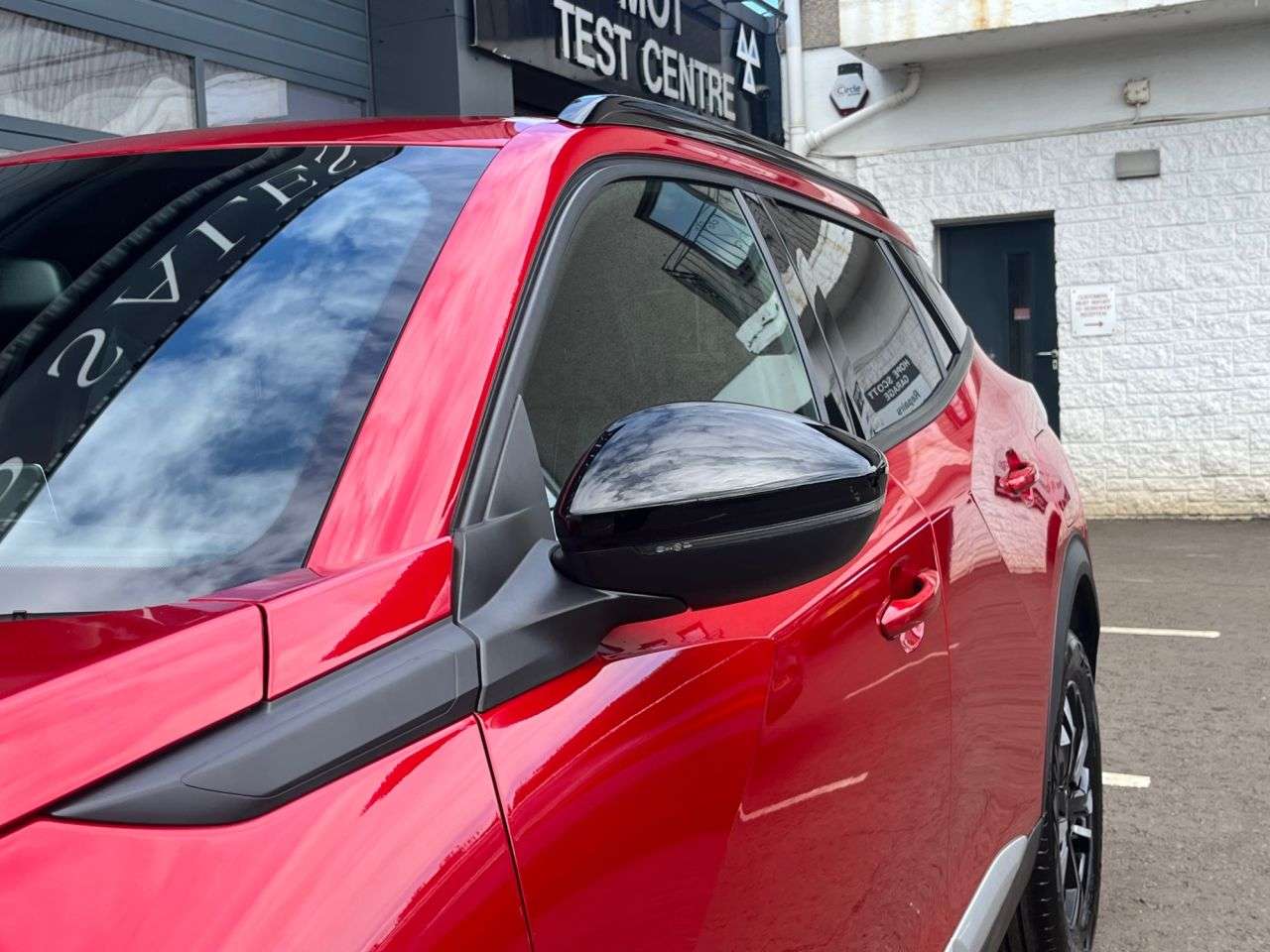2023 PEUGEOT 2008 2023 PEUGEOT 2008