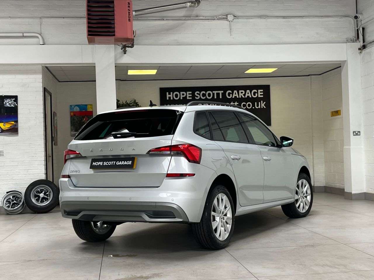 A 2023 SKODA KAMIQ 1.0 TSI SE Drive SUV 5dr Petrol Manual Euro 6 (s/s) (95 ps) ***ONE OWNER+NA A 2023 SKODA KAMIQ 1.0 TSI SE Drive SUV 5dr Petrol Manual Euro 6 (s/s) (95 ps) ***ONE OWNER+NA