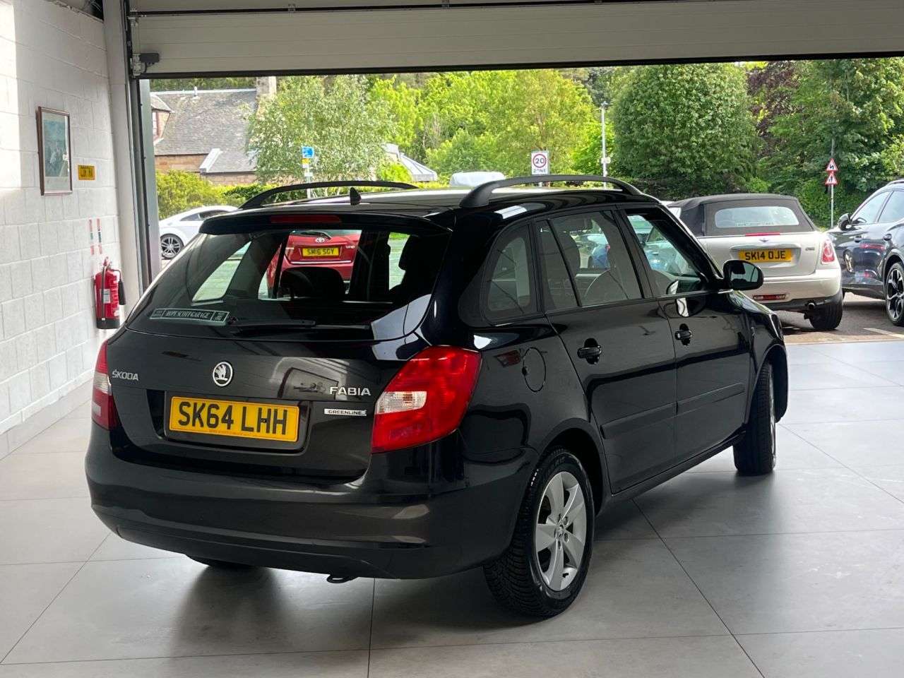A 2014 SKODA FABIA 1.2 TDI GreenLine II Estate 5dr Diesel Manual (s/s) (75 ps) ***£20 PER YEAR A 2014 SKODA FABIA 1.2 TDI GreenLine II Estate 5dr Diesel Manual (s/s) (75 ps) ***£20 PER YEAR