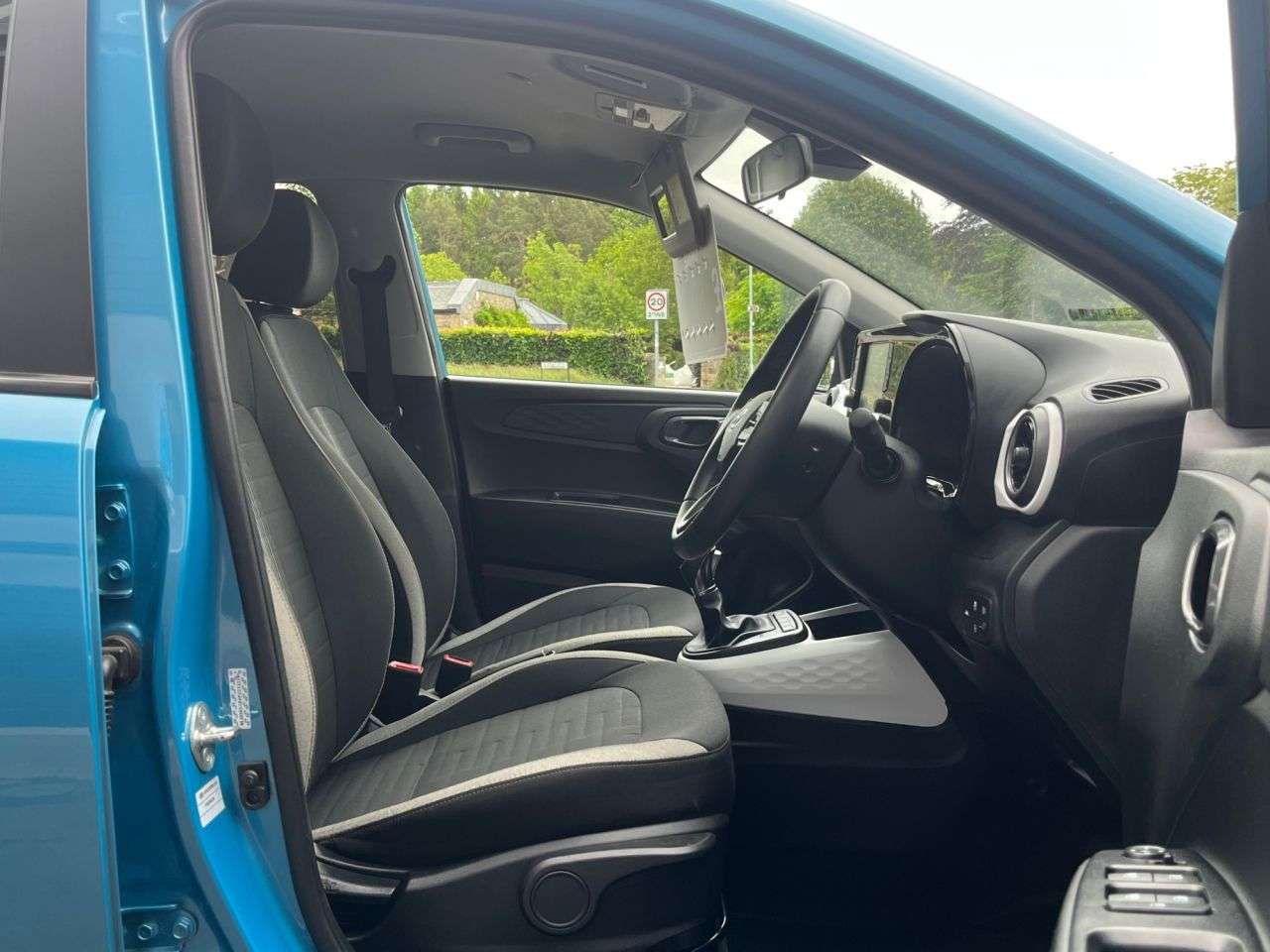 2023 HYUNDAI I10 2023 HYUNDAI I10