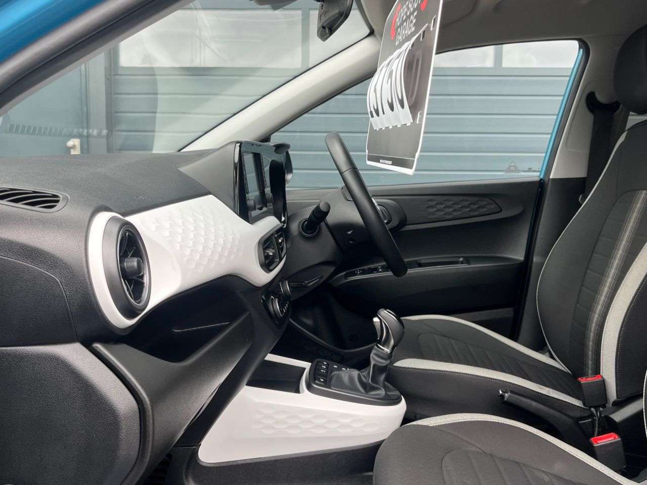 2023 HYUNDAI I10 2023 HYUNDAI I10