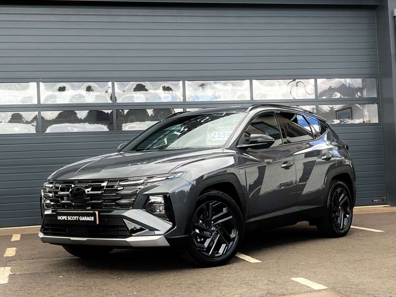 A 2026 HYUNDAI TUCSON 1.6 T-GDi Black Line SUV 5dr Petrol Manual Euro 6 (s/s) (150 ps) ***1OWNER+ A 2026 HYUNDAI TUCSON 1.6 T-GDi Black Line SUV 5dr Petrol Manual Euro 6 (s/s) (150 ps) ***1OWNER+