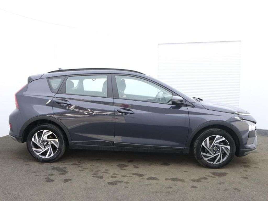 A 2025 HYUNDAI BAYON 1.0 T-GDi Advance SUV 5dr Petrol Manual Euro 6 (s/s) (100 ps) ***ONE OWNER A 2025 HYUNDAI BAYON 1.0 T-GDi Advance SUV 5dr Petrol Manual Euro 6 (s/s) (100 ps) ***ONE OWNER