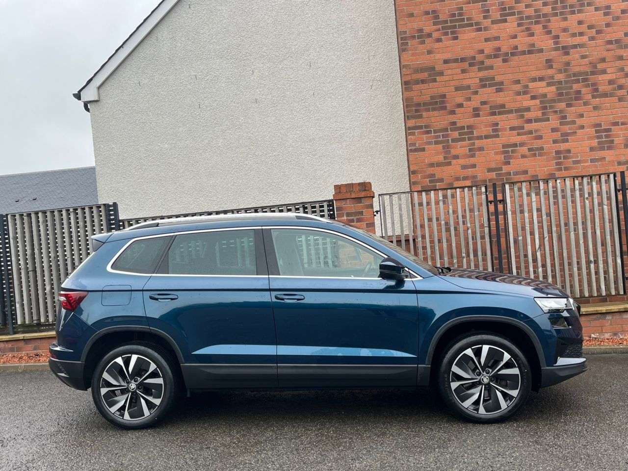 A 2023 SKODA KAROQ 1.5 TSI ACT SE L SUV 5dr Petrol DSG Euro 6 (s/s) (150 ps) ***ONE OWNER+WINT A 2023 SKODA KAROQ 1.5 TSI ACT SE L SUV 5dr Petrol DSG Euro 6 (s/s) (150 ps) ***ONE OWNER+WINT