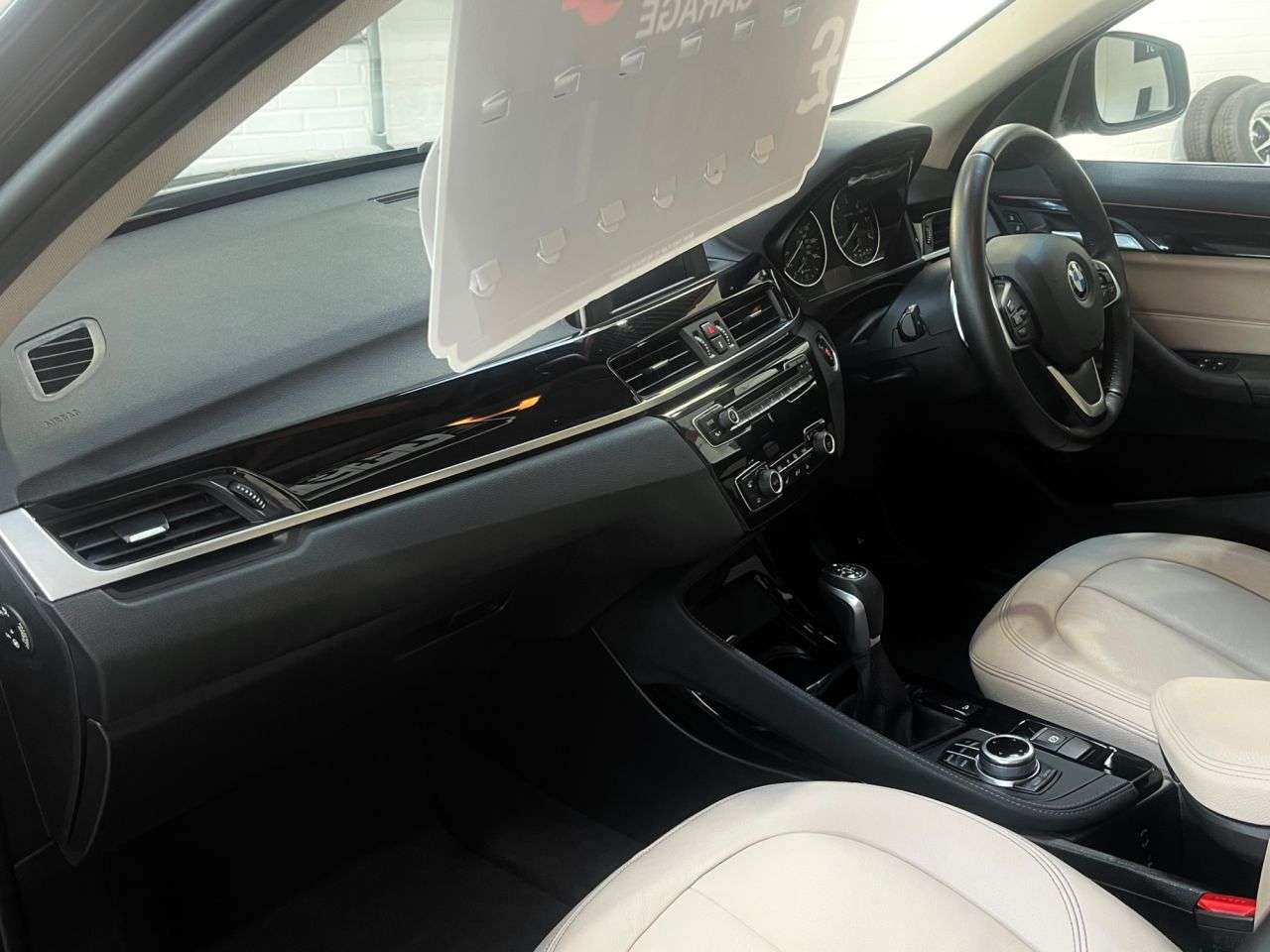 2016 BMW X1 2016 BMW X1