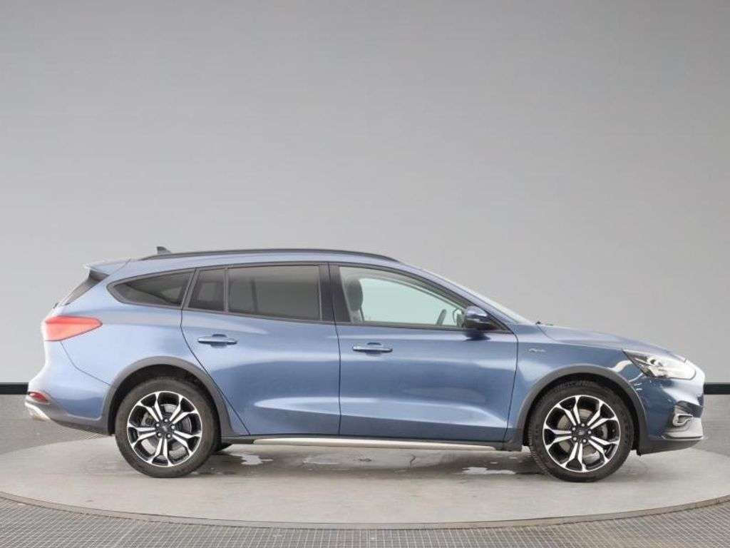 A 2021 FORD FOCUS 1.0T EcoBoost Active X Estate 5dr Petrol Auto Euro 6 (s/s) (125 ps) ***ONE A 2021 FORD FOCUS 1.0T EcoBoost Active X Estate 5dr Petrol Auto Euro 6 (s/s) (125 ps) ***ONE
