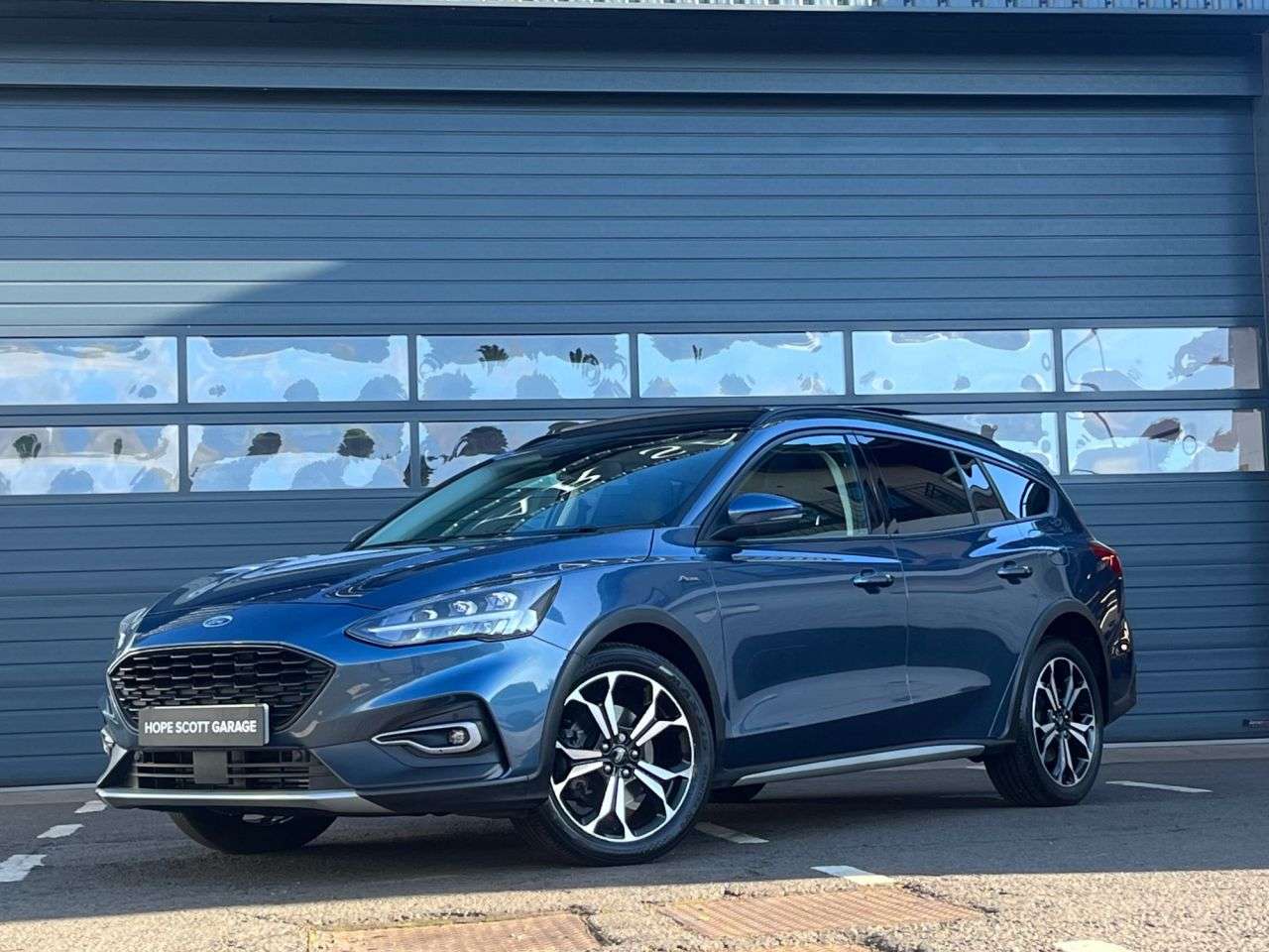 A 2021 FORD FOCUS 1.0T EcoBoost Active X Estate 5dr Petrol Auto Euro 6 (s/s) (125 ps) ***1OWN A 2021 FORD FOCUS 1.0T EcoBoost Active X Estate 5dr Petrol Auto Euro 6 (s/s) (125 ps) ***1OWN