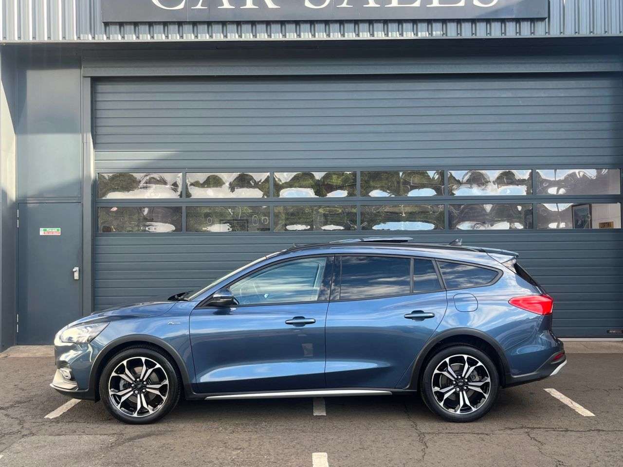 A 2021 FORD FOCUS 1.0T EcoBoost Active X Estate 5dr Petrol Auto Euro 6 (s/s) (125 ps) ***1OWN A 2021 FORD FOCUS 1.0T EcoBoost Active X Estate 5dr Petrol Auto Euro 6 (s/s) (125 ps) ***1OWN